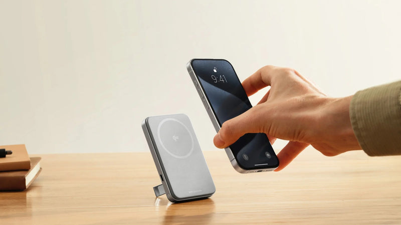 Carica immagine in Galleria Viewer, Power bank magnetico EcoFlow RAPID 5000 mAh grigio (Qi2 MagSafe)