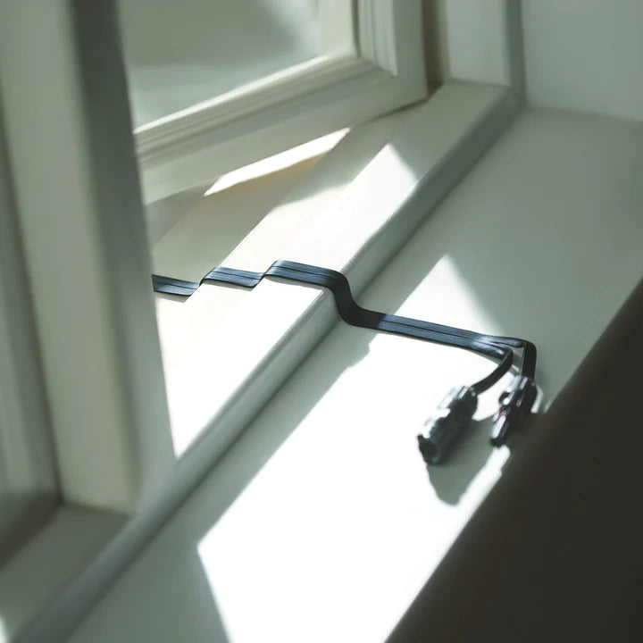 Carica immagine in Galleria Viewer, EcoFlow Balkonkraftwerk Set | STREAM Max Solarbatterie (1.92 kWh) / 600 W CH-Version | 1200 W AC Ausgang | 2 MPPT
