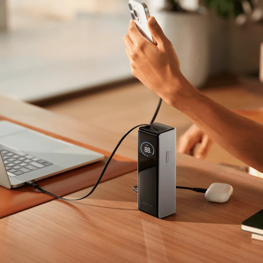 Batterie externe EcoFlow RAPID 25 000 mAh noire | Charge 140 W, décharge jusqu'à 170 W | Câble USB-C rétractable 100 W